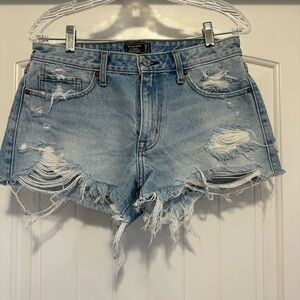Abercrombie & Fitch Low Rise Short